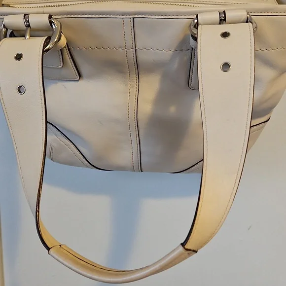 Coach Cream Soho Hampton Shoulder Bag